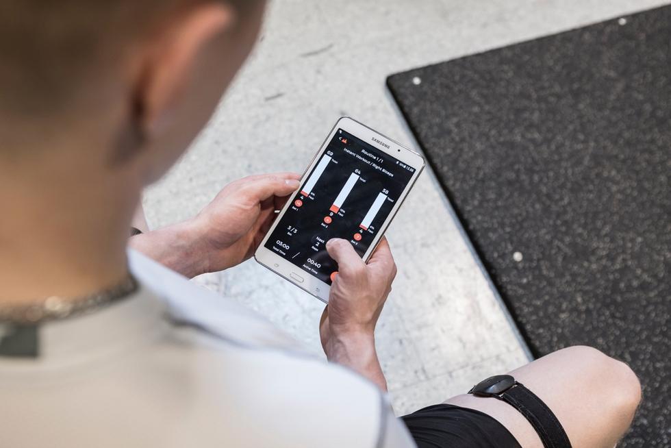 Sovellus tallentaa kaiken laitteen mittaaman tiedon. Sovellus tallentaa kaiken laitteen mittaaman tiedon.