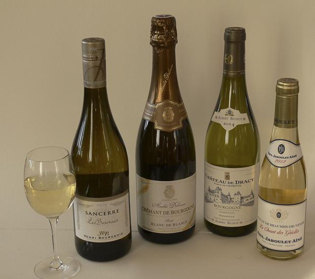 Viinivalinnat täydentävät pääsiäisen makuelämyksiä. Kuva: Eeva Remes