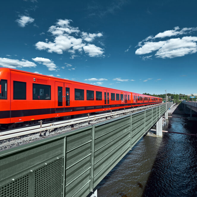 Metro Itä-Helsingissä.