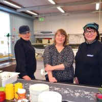 Outi Sakarin sairaus pakotti myymään yrityksen