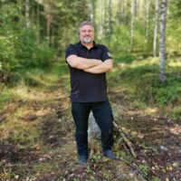 Eduart Shehu ja metsä