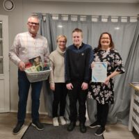 Vuoden työllistäjän 2022 -palkinto Juurikka Catering Oy:n yrittäjälle Sirpa Pii-Keinoselle Ammattiopisto Spesian kanssa tehdystä yhteistyöstä