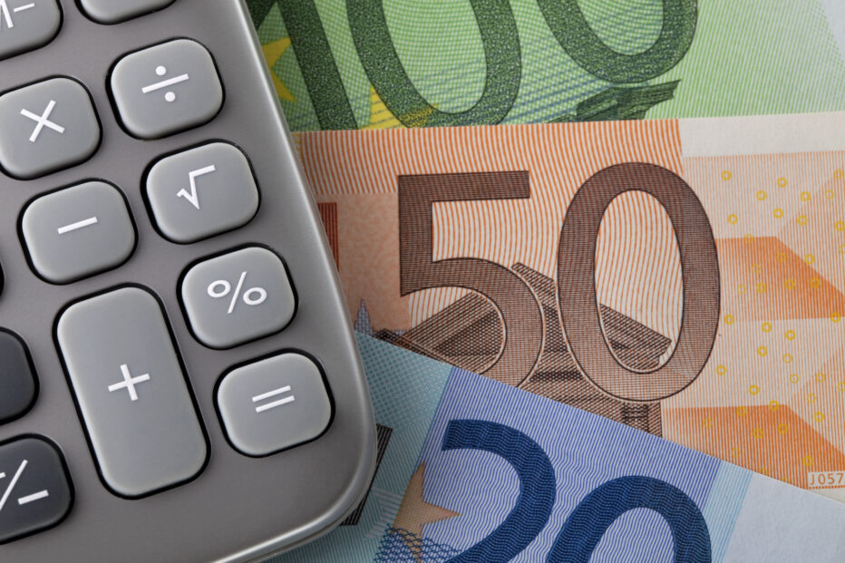 Osakeyhtiön on tehtävä veroilmoitus neljän kuukauden kuluessa tilikauden päättymisestä.