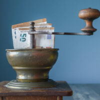 Konkurssien määrän odotetaan pysyvän korkealla loppuvuonna