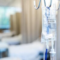 Kukkakauppayrittäjä kertoi heti asiakkailleen sairastumisestaan