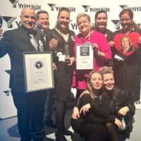 Kuvasssa Nokien Yrittäjien edustajia.