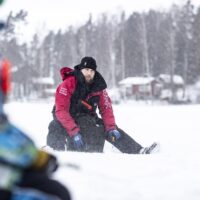 Tomi Gullsten löytää avun stressiin pilkillä