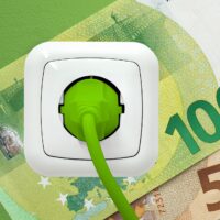 Näin yritys voi varautua sähkön hinnan nousuun