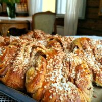 Yrittäjä kertoo, mikä on hyvän korvapuustin salaisuus