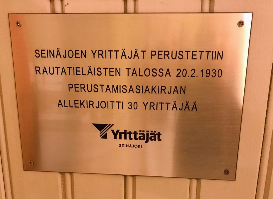 Seinäjoen Yrittäjät_perustamiskilpi