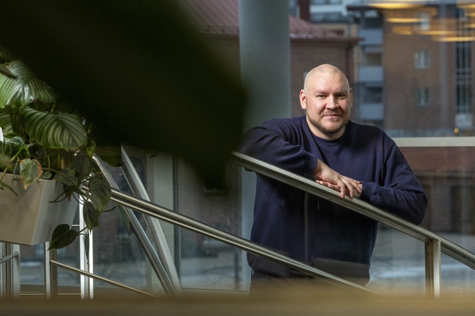 Kaksi yrittäjää kertoo, miten he hyödyntävät tekoälyä