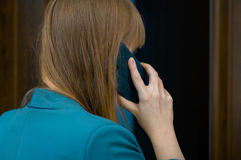 Tiedä oikeutesi, jos saat myyntipuhelun