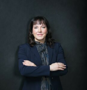 Tämän kuvan alt-attribuutti on tyhjä; Tiedoston nimi on minttu_mg_9820-edit-667x1000-2-290x300-1.jpg