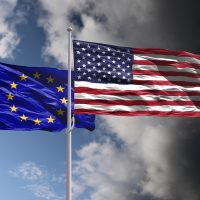 Kuluttajien luottamus on heikoissa kantimissa.