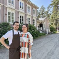 Sari Helin toivoo asiakkailta enemmän kärsivällisyyttä Google-arviointien antamisessa