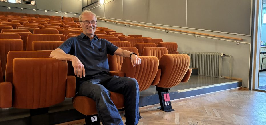 Ari Innilä lopettaa elokuvateatterin pyörittämisen